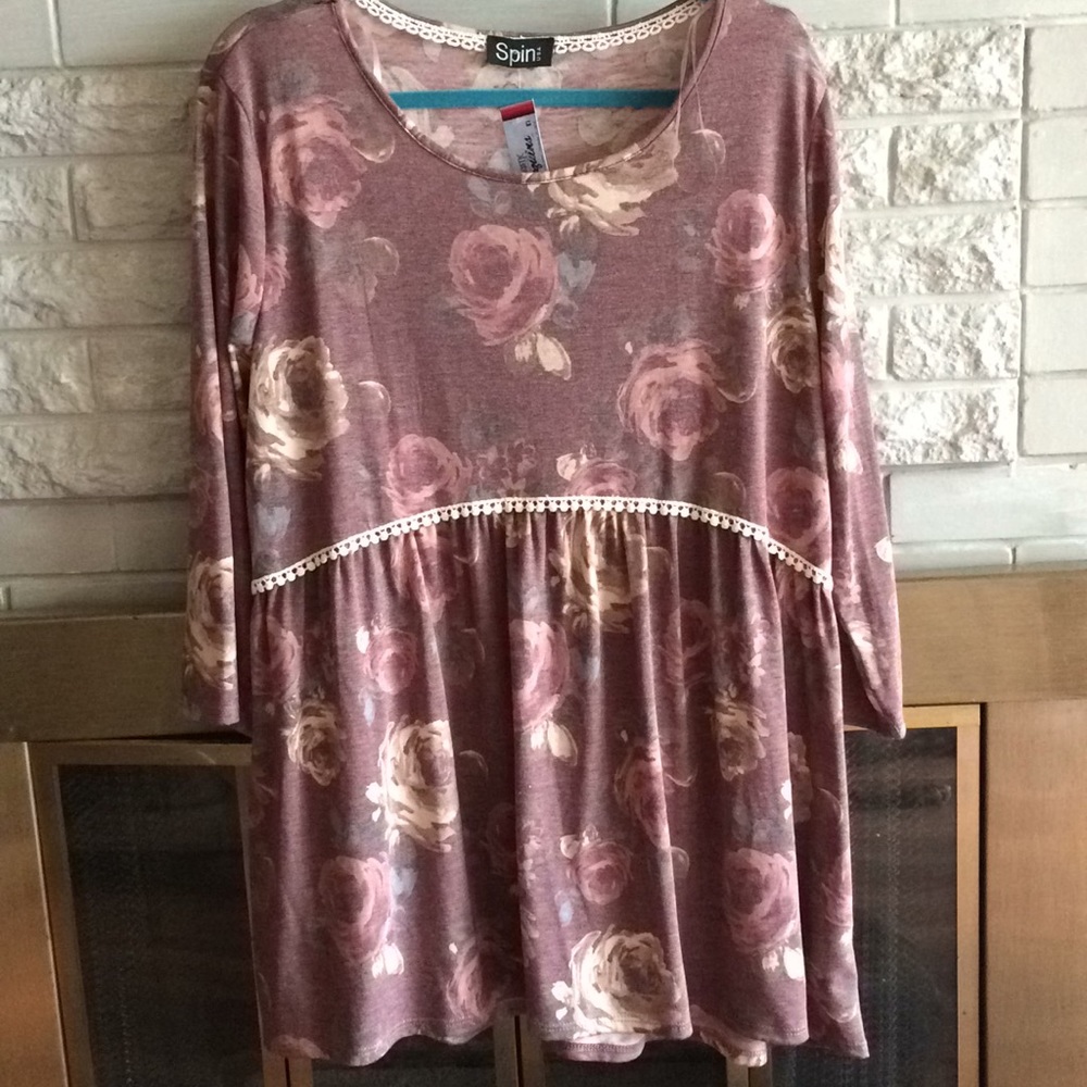 Light Marion flowered baby doll shirt